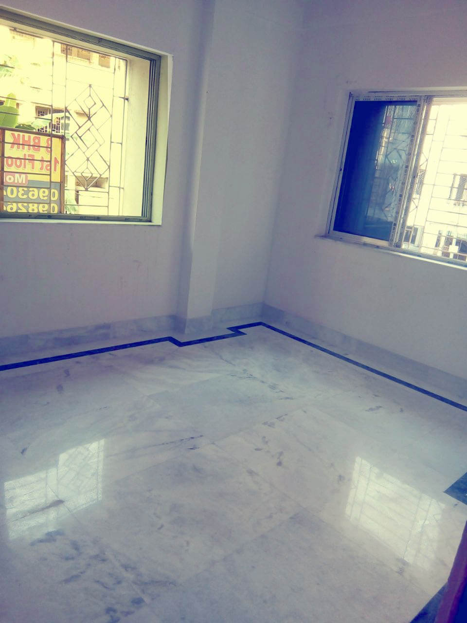 property wants to sale flat at Rajapur,Post Santoshpur,kolkata