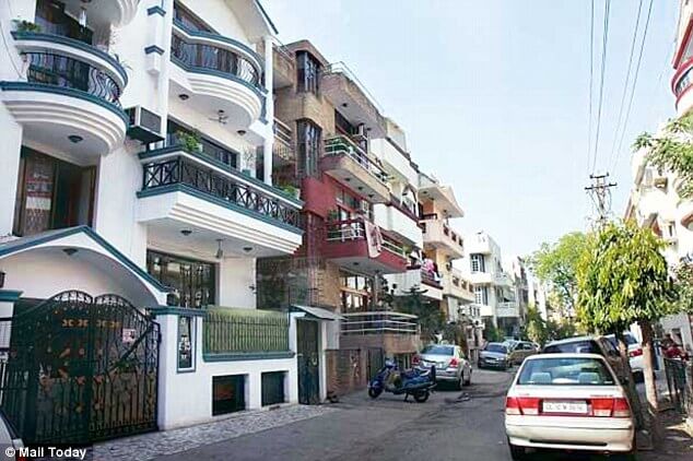 3 BHK Apartment / Flat for Rent 999 Sq. Feet at Gurgaon, M.G. Road