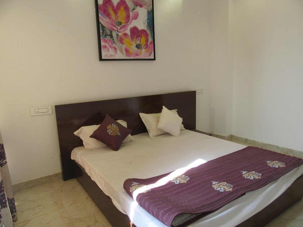 I have available 2bhk flats nav floor  in new sunny enclave sector 125 mohali