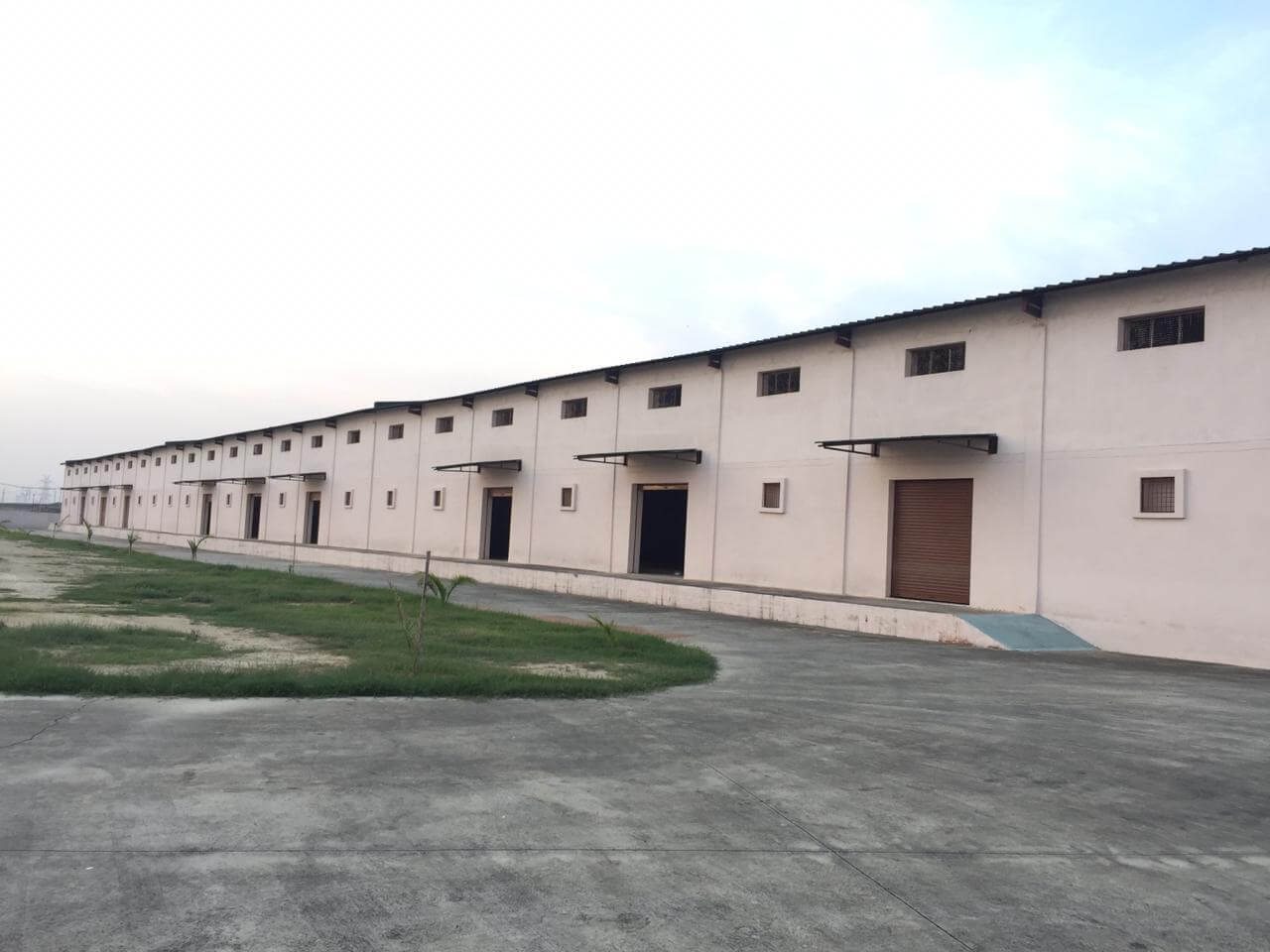 Warehouse / Godown for Rent 150000 Sq. Feet at Bareilly