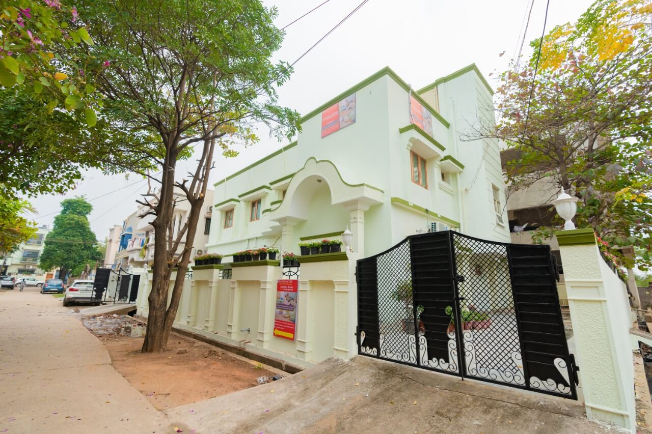 Bungalow number 134 is a independent two storey house avaiable for  paying guest in VIP Estate Shankarnagar