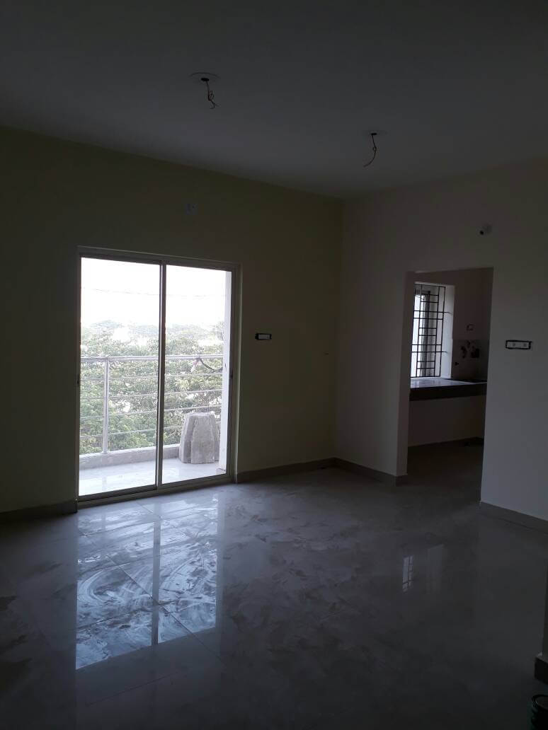 3BHK Apartment for sale, balcony-2, kitchen-2, bathroom-2, puja room, garage, fully furnished 