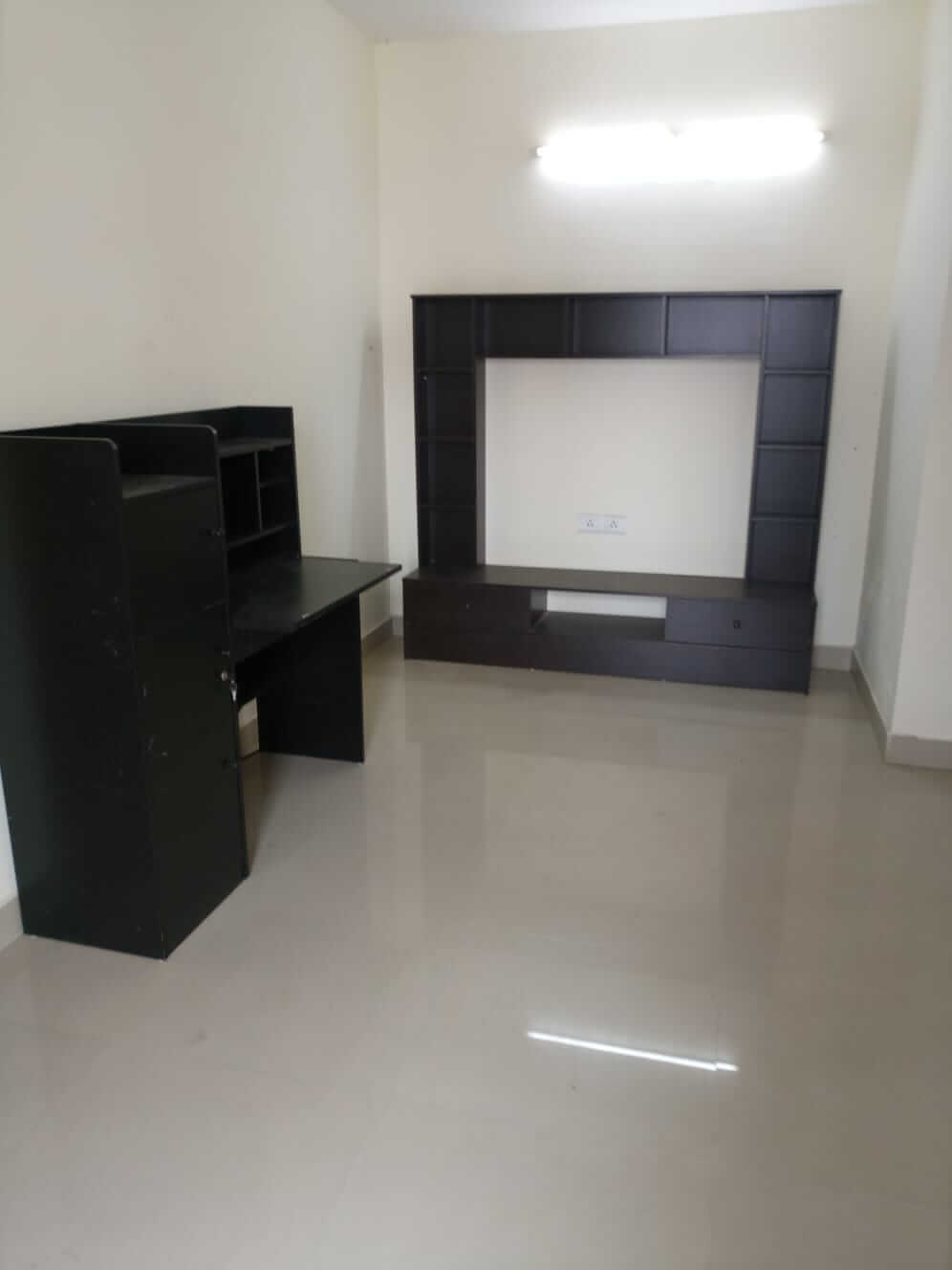 3 BHK Apartment / Flat for Sale 950 Sq. Feet at Bangalore, Anekal