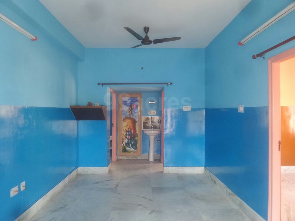 Newly painted North-facing 3BHK Semi furnished 1200 sq ft flat in GangulyBagan area 