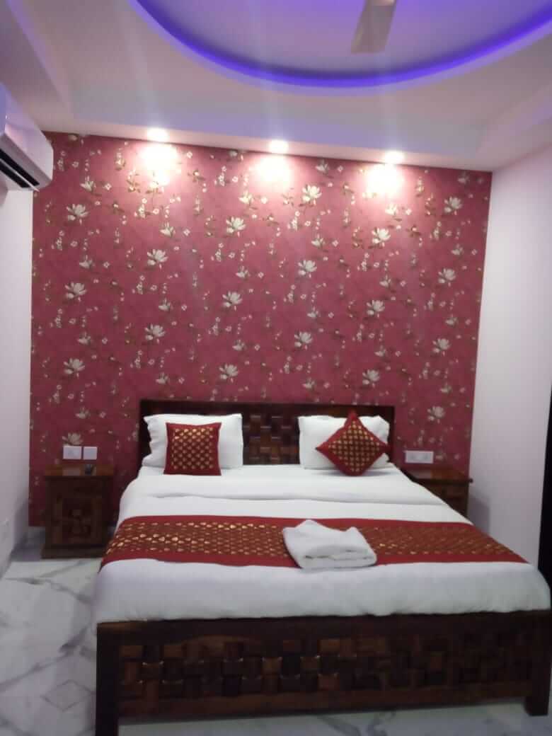 Available 3 BHK Lime Tree Service Apartment-3 for Rent in Gurgaon