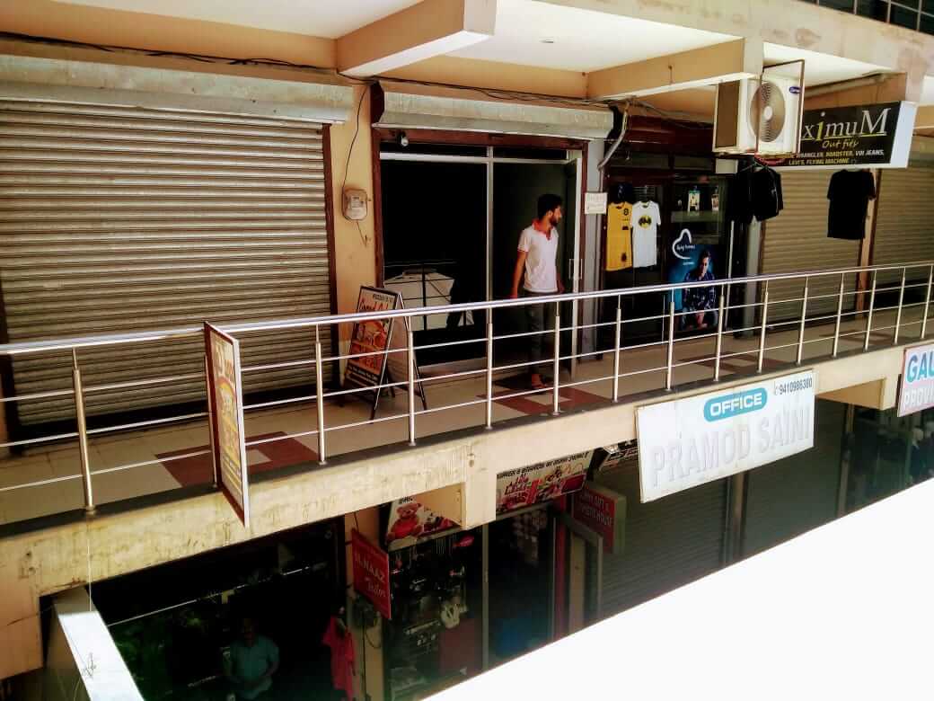 Shop for rent on First Floor on NH 334 at Malakpur chowk. Above Pizza Hut. 