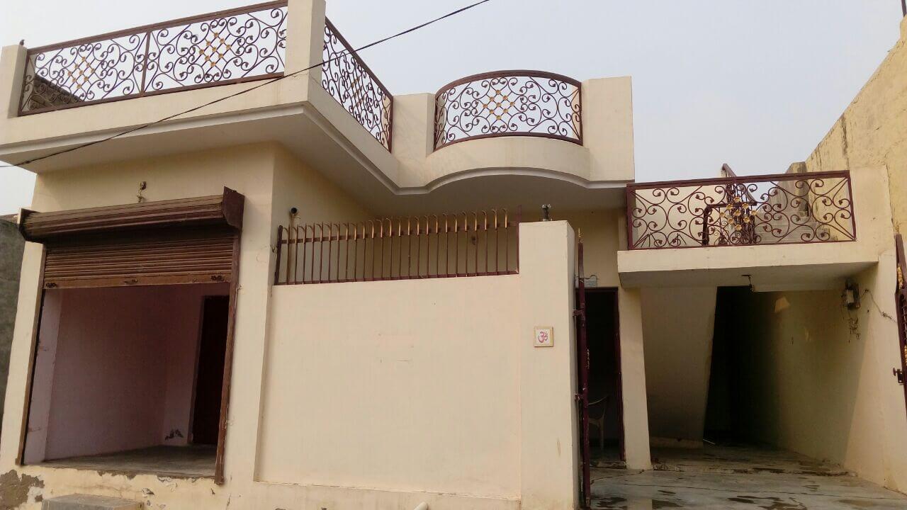 Sale Residental house built up in 200 Gaj in Govind Nagar Mathura ( Near Krishan Janum Bhumi Mandir)