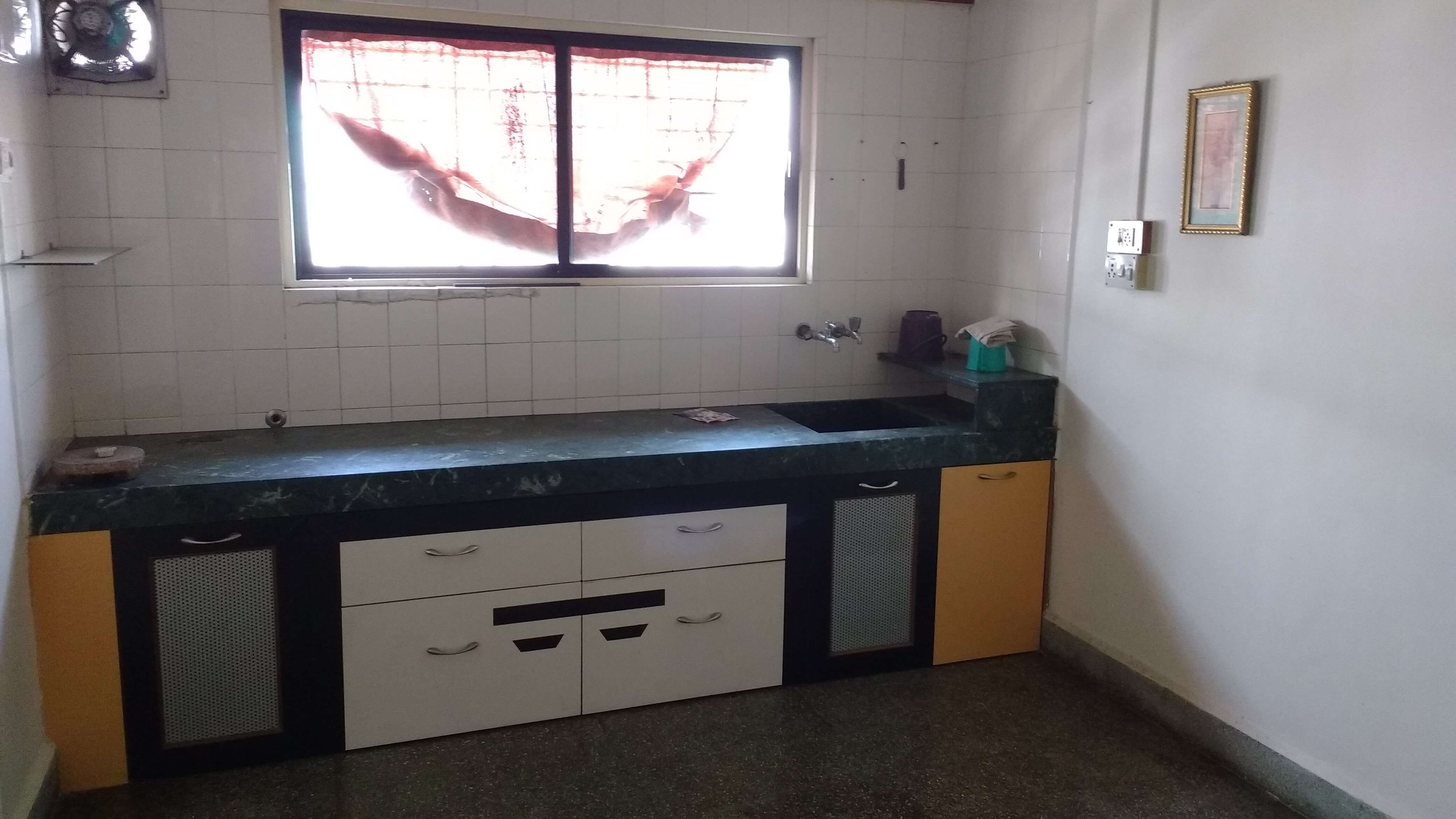 Two bed room flat on 2nd floor for rent very good location ,surrounded by bank ,subjji market , post office etc . 