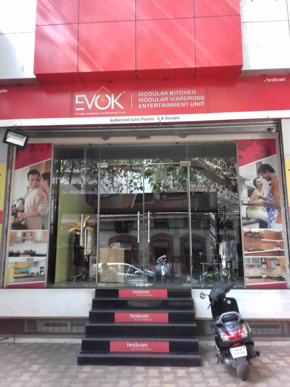 Osian House showroom ground as well 1st floor for rent at MG Road  Pune Near Try-luck Hotel  