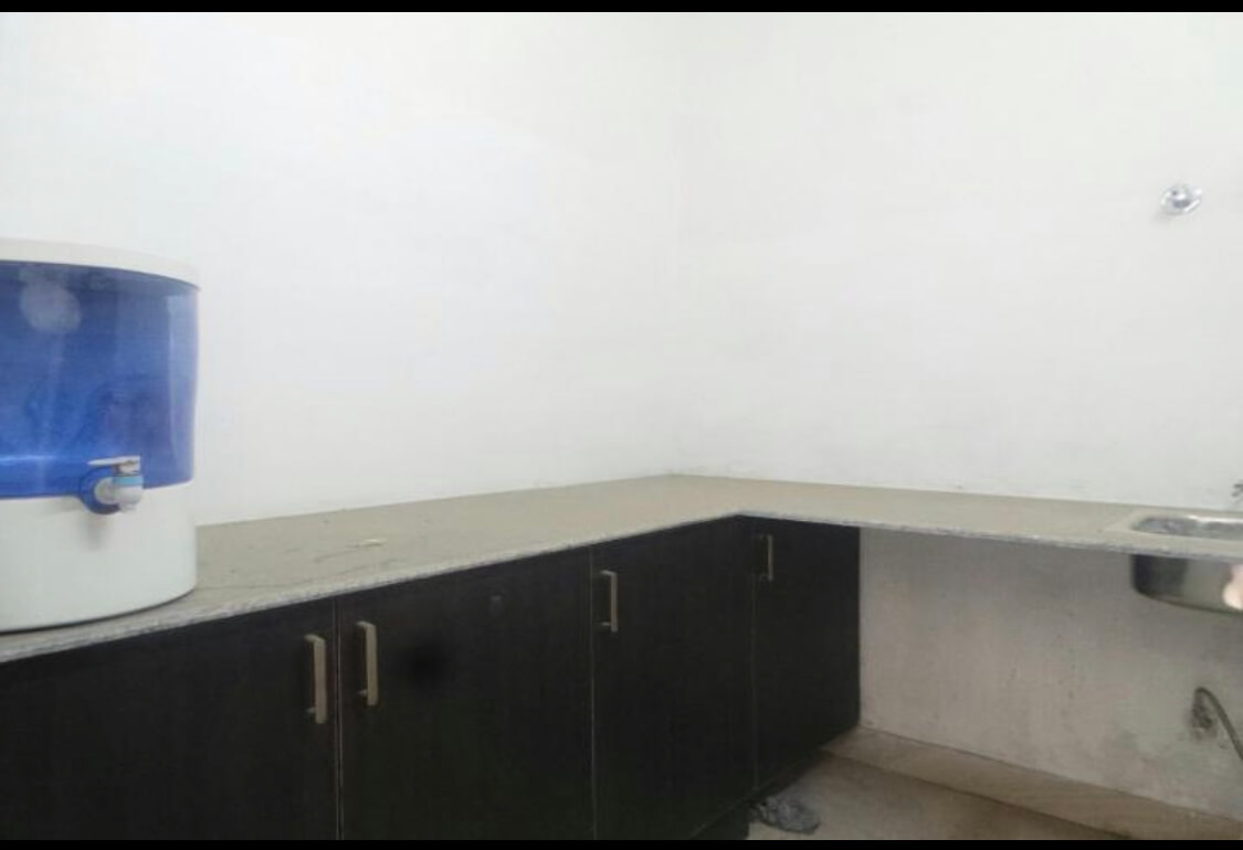 Property is for rent at Gurgaon facilities available Ac, refrigerator, water supply power backup 