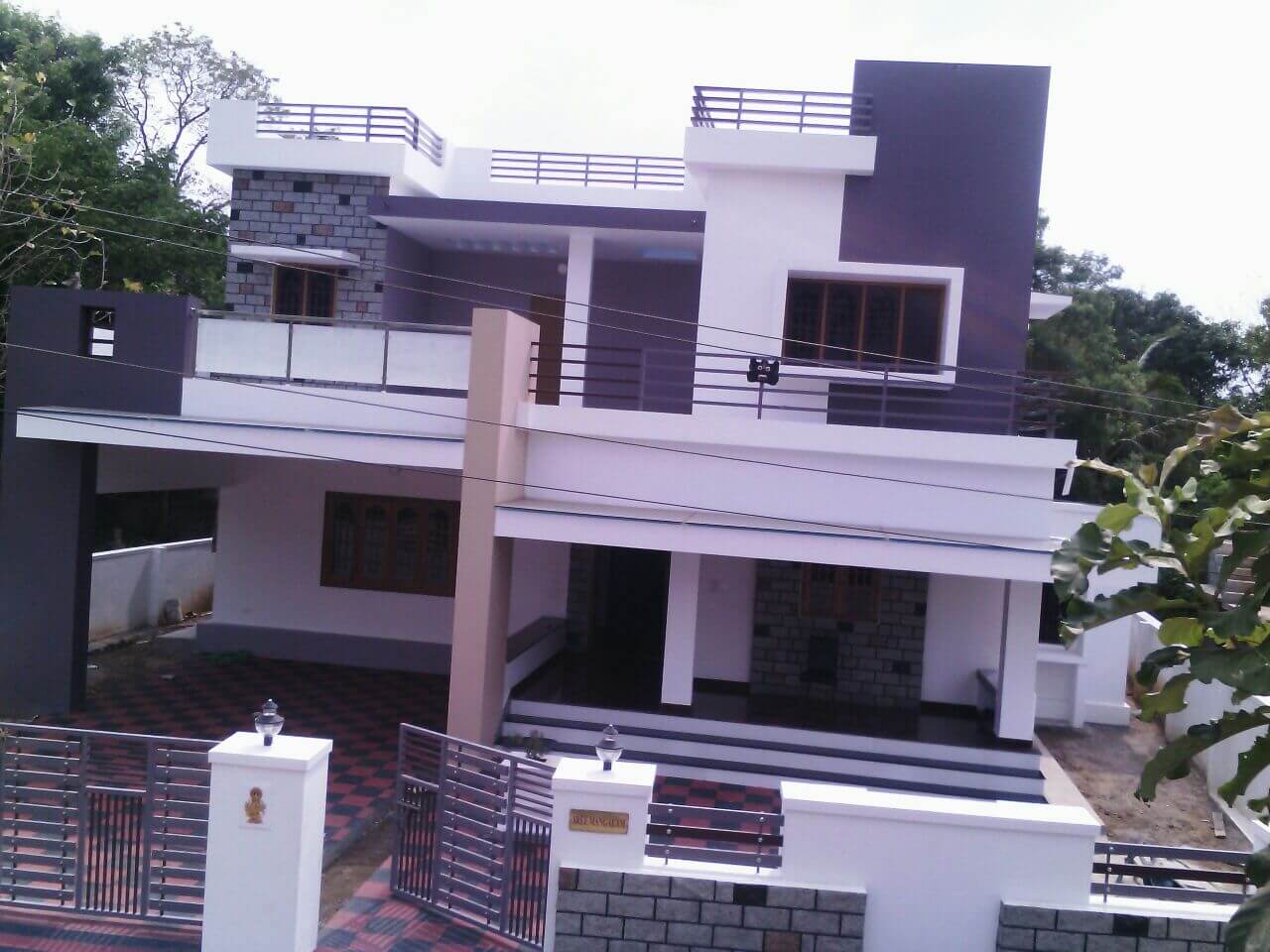 10 cent land 3300sqft NEW CONTEMPORARY HOUSE Thannissery, Palakkad