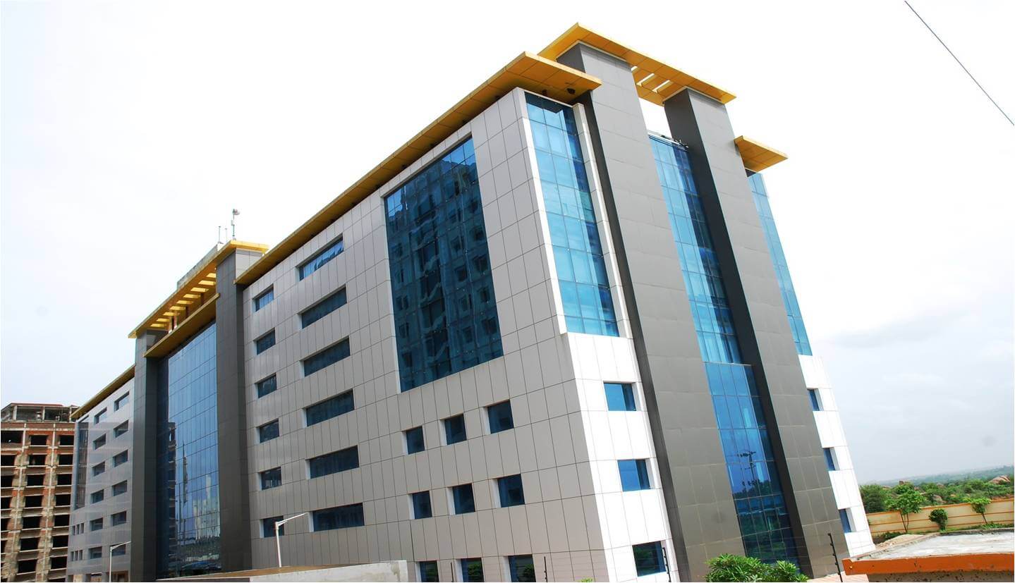 Office Space for Rent 68000 Sq. Feet at Hyderabad, Nanak Ram Guda