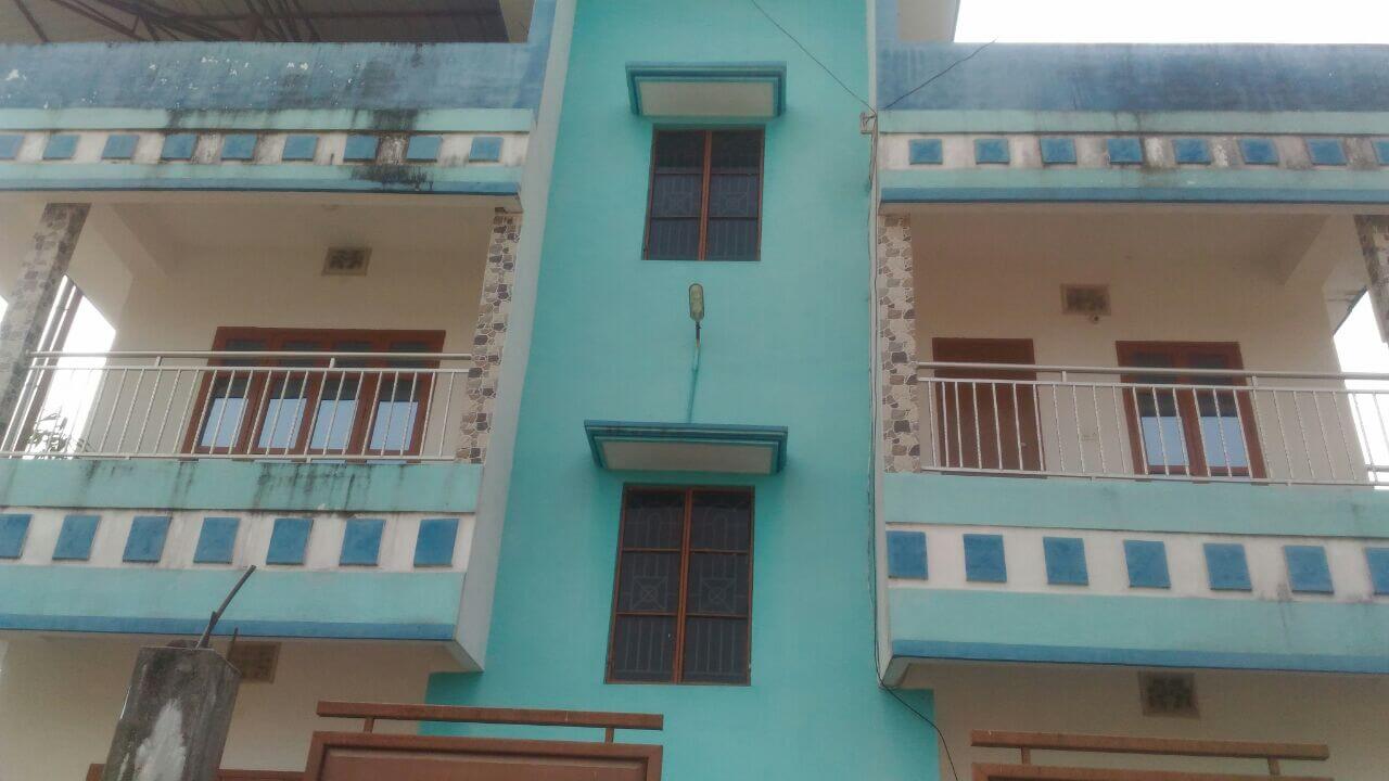  7 bhk villa for sale. Its on the way to Bharat gas godown road. Fully furnished house.