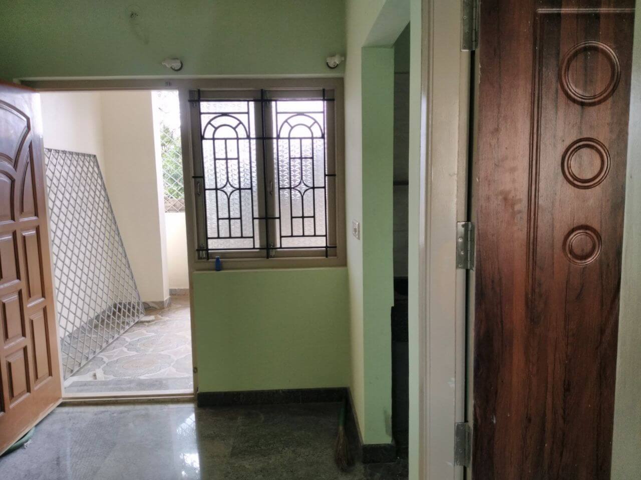1 BHK individual house is available for lease at Kodigehalli Gollarahatti